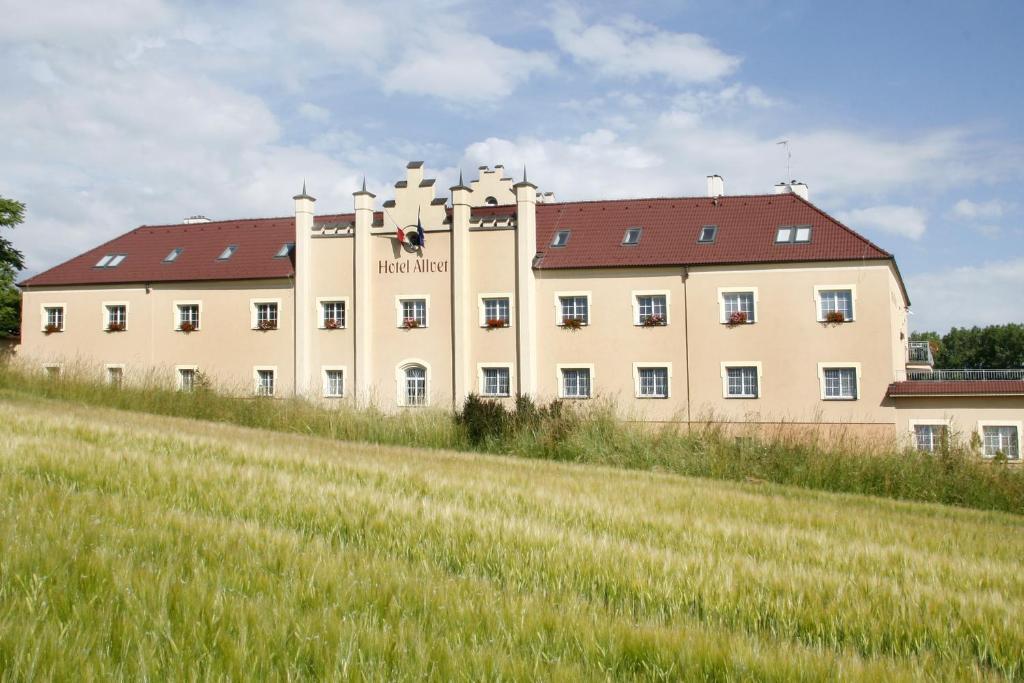 Hotel Allvet Drnovice  Bagian luar foto