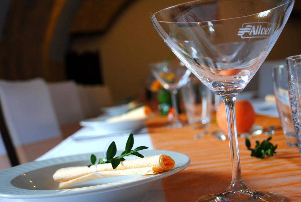 Hotel Allvet Drnovice  Bagian luar foto