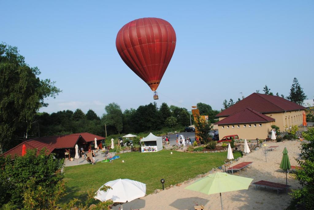 Hotel Allvet Drnovice  Bagian luar foto
